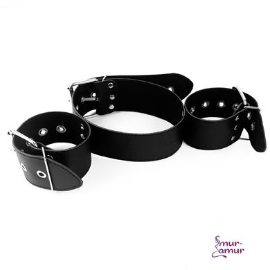 Ошейник с наручниками из натуральной кожи Art of Sex - Bondage Collar with Handcuffs фото и описание