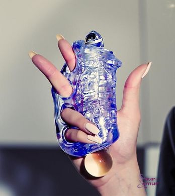 Мастурбатор Fleshlight Fleshskins Grip Blue Ice, надежная фиксация на руке, отлично для пар и минета фото и описание