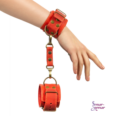 Преміум наручники LOVECRAFT червоні, натуральна шкіра, в подарунковій упаковці фото і опис