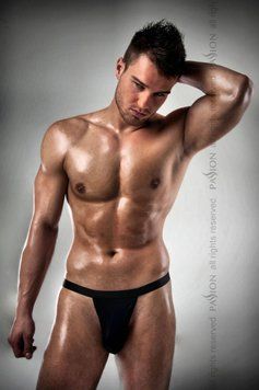 Чоловічі стрінги Passion 005 THONG black S/M фото і опис