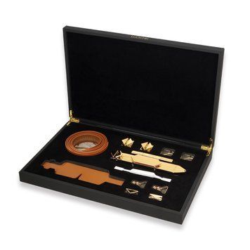 БДСМ-набір LOCKINK Teasing & Impact-Play Set, коричневий, маска, кляп, затискачі для сосків, тиклер, шльопалка фото і опис