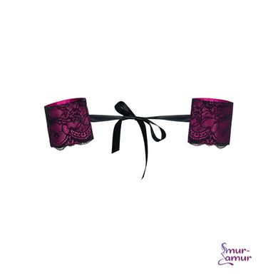 Атласные наручники-манжеты на лентах Obsessive Roseberry cuffs, pink, украшена кружевом фото и описание