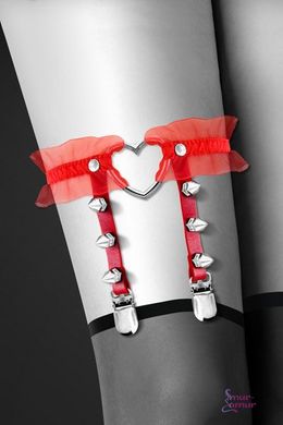 Гартер на ногу Bijoux Pour Toi - WITH HEART AND SPIKES Red, сексуальная подвязка с сердечком фото и описание