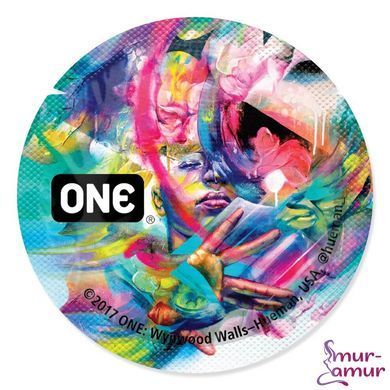 Набір презервативів ONE Classic Select Artist Collection, 100 шт, зі змазкою, паковання-тубус