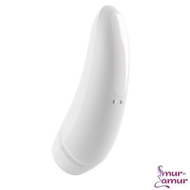 Вакуумный клиторальный стимулятор Satisfyer Curvy 1+ White с управлением через интернет фото и описание